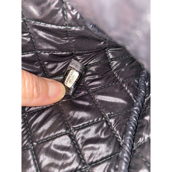 SOLD Chanel Boy O Case Clutch Quilted Caviar Large - Picture 8 of 8